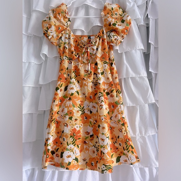 XS H&M Floral Mini Dress - Picture 1 of 2